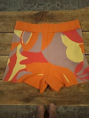 Fancy Dream Womens Orange Yellow knit shorts Sz Med